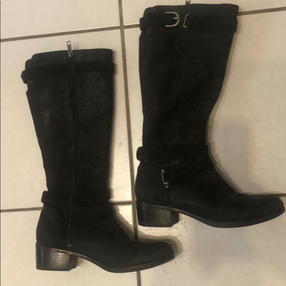 UGG boots - Picture 2 of 15